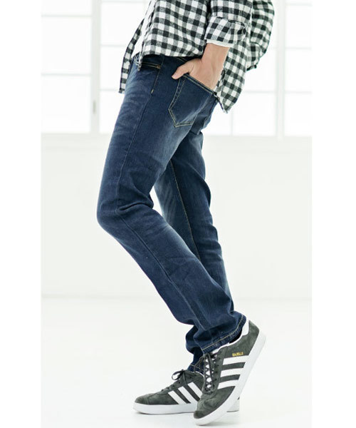MinoriTY(マイノリティ)の「【MinoriTY】ストレッチ素材スリムフィットデニムパンツ ジーンズ メンズ ゆるフィット 【フルレングス】(デニムパンツ・メンズ・ブラック/ブラック系その他/ブルー系その他/ブラック系その他2/ブルー系その他2/ブルー系その他3/ライトブラック/ライトブルー/ネイビー/ブルー/ブラック系その他3・L/M/S/XL)」の10枚目の写真