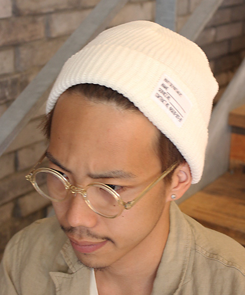 CIAOPANIC（チャオパニック）の「【(WEB)限定タイムセール】　KNITCAP（ニットキャップ/ビーニー・レディース・グリーン/グレー/レッド/ベージュ/グレー系その他/ブルー/ネイビー/ブラック/パープル/ホワイト/イエロー/ブラック系その他/チャコールグレー/ライトグレー/ベージュ系その他/グリーン系その他/ブルー系その他/レッド系その他/ホワイト系その他/イエロー系その他/パープル系その他/ダークブルー/ライトグリーン/ワインレッド/ライトイエロー/ライトパープル/オレンジ/ホワイト×イエロー/ホワイト×グレー/ホワイト×レッド/ホワイト×ネイビー/ホワイト×ブルー/その他・FREE）」の6枚目の写真