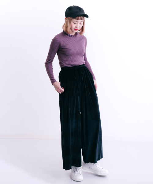 MERLOT（メルロー）の「フリルネックリブニットプルオーバー1101（ニット/セーター・レディース・ライトグレー/マスタード/パープル/アイボリー/ブルー/ブラック・FREE）」の22枚目の写真