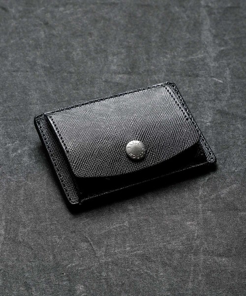 SABLE CLUTCH（セーブルクラッチ）の「GRID EMBOSS PASS COIN