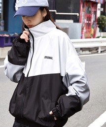 MONO-MART�i���m�}�[�g�j�́u�r�b�O�V���G�b�g�؂�ւ��t���W�b�v�u���]���i�u���]���j�v