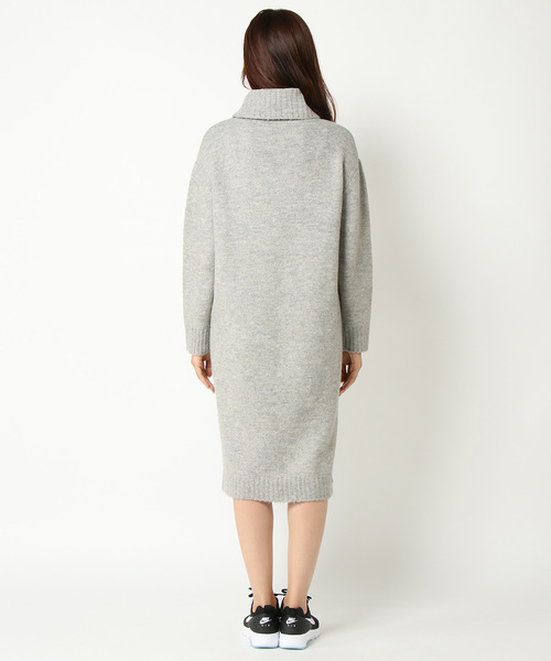 LBC（エルビーシー）の「7Gタートルコクーンニットワンピース（ワンピース・レディース・グレー/ネイビー・M）」の5枚目の写真