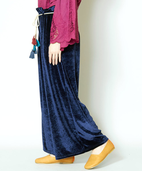 チャイハネ（チャイハネ）の「【チャイハネ】ベロアストレートワイドパンツ（その他パンツ・レディース・ネイビー/レッド/グリーン/キャメル・FREE）」の2枚目の写真