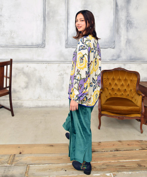 チャイハネ（チャイハネ）の「【チャイハネ】ベロアストレートワイドパンツ（その他パンツ・レディース・ネイビー/レッド/グリーン/キャメル・FREE）」の13枚目の写真