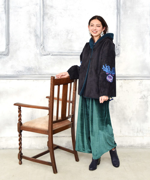 チャイハネ（チャイハネ）の「【チャイハネ】ベロアストレートワイドパンツ（その他パンツ・レディース・ネイビー/レッド/グリーン/キャメル・FREE）」の14枚目の写真