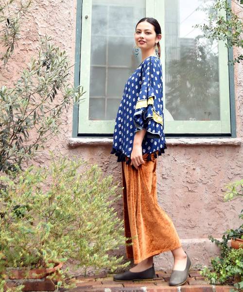 チャイハネ（チャイハネ）の「【チャイハネ】ベロアストレートワイドパンツ（その他パンツ・レディース・ネイビー/レッド/グリーン/キャメル・FREE）」の6枚目の写真