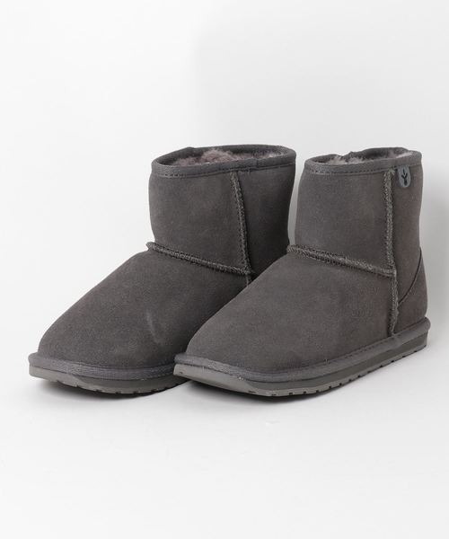 EMU Australia（エミューオーストラリア）の「Wallaby Mini（ブーツ・キッズ・チャコールグレー/ブラウン/ブラック/カーキブラウン/フューシャピンク/ネイビー/プラム/ピンク・10/11/13/2/1/12/9/3/8/4）」の15枚目の写真