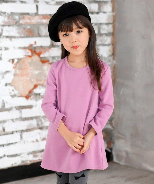 Bee des Bee（ビーデスビー）の「【裏起毛】無地フレアワンピース（ワンピース・キッズ・ラベンダー/ブラック/グレー/ベージュ/グリーン/カーキブラウン/チャコール/ピンク系その他/ピンク/イエロー/ホワイト/ブルー/パープル系その他2/パープル系その他/ネイビー/アッシュグレー/ブルー系/グリーン系/杢グレー/モカ/ピンク系/ブルー系1/ピンク系その他2/ライトパープル・110cm/130cm/120cm/90cm/100cm/140cm/150cm）」の16枚目の写真