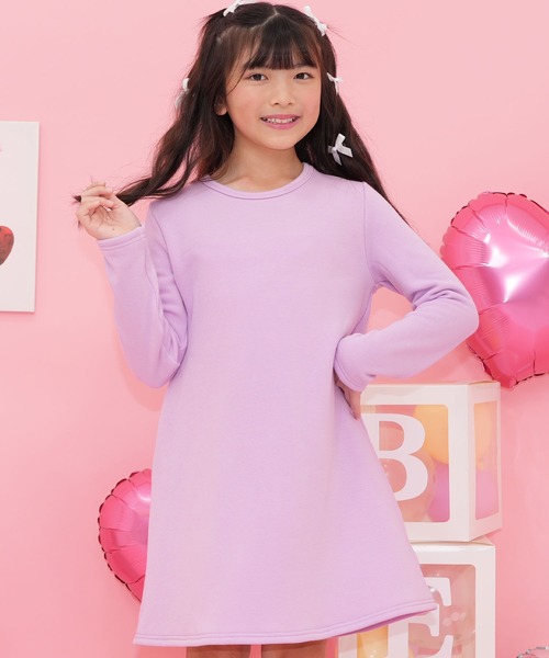 Bee des Bee（ビーデスビー）の「【裏起毛】無地フレアワンピース（ワンピース・キッズ・ラベンダー/ブラック/グレー/ベージュ/グリーン/カーキブラウン/チャコール/ピンク系その他/ピンク/イエロー/ホワイト/ブルー/パープル系その他2/パープル系その他/ネイビー/アッシュグレー/ブルー系/グリーン系/杢グレー/モカ/ピンク系/ブルー系1/ピンク系その他2/ライトパープル・110cm/130cm/120cm/90cm/100cm/140cm/150cm）」の17枚目の写真