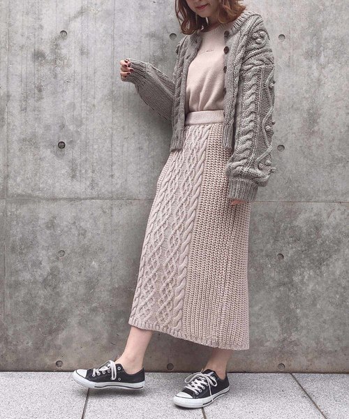 one after another NICE CLAUP（ワンアフターアナザーナイスクラップ）の「ケーブル編みニットスカート（スカート・レディース・アイボリー/グレー/ベージュ/ピンク系その他・FREE）」の9枚目の写真