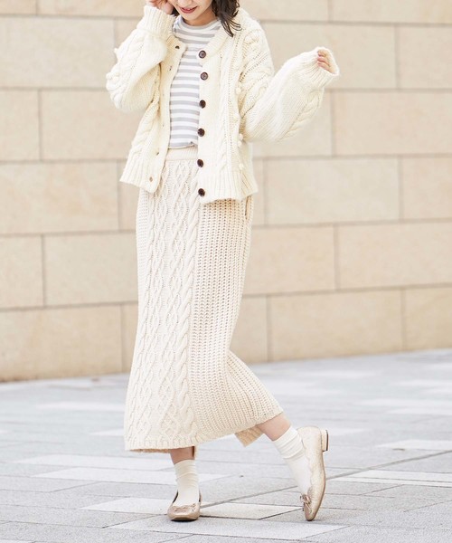 one after another NICE CLAUP（ワンアフターアナザーナイスクラップ）の「ケーブル編みニットスカート（スカート・レディース・アイボリー/グレー/ベージュ/ピンク系その他・FREE）」の19枚目の写真
