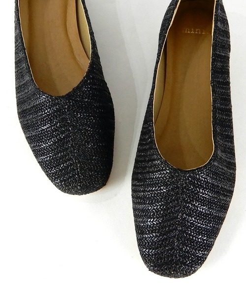 minia（ミニア）の「スクエアトゥ 2WAY バブーシュ/フラットシューズ　□（パンプス・レディース・ホワイト/ブラック系その他/ブラウン系その他/パイソン/レッド/ブラック/ブラック系その他2/ベージュ系その他2/ベージュ・M/L/S/LL）」の5枚目の写真