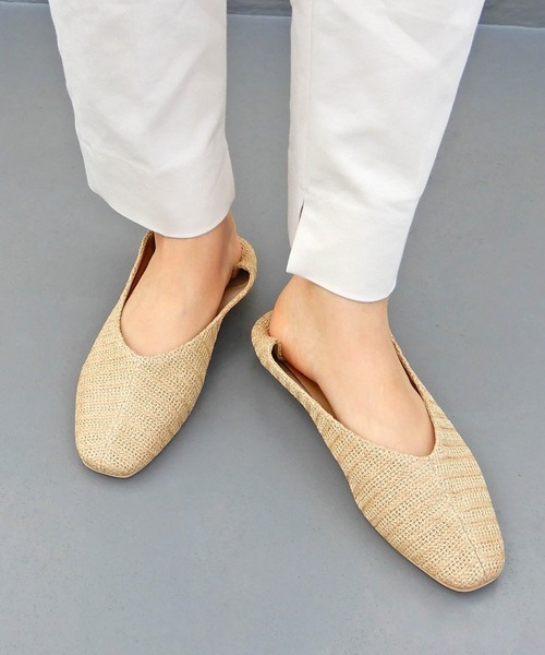 minia（ミニア）の「スクエアトゥ 2WAY バブーシュ/フラットシューズ　□（パンプス・レディース・ホワイト/ブラック系その他/ブラウン系その他/パイソン/レッド/ブラック/ブラック系その他2/ベージュ系その他2/ベージュ・M/L/S/LL）」の8枚目の写真