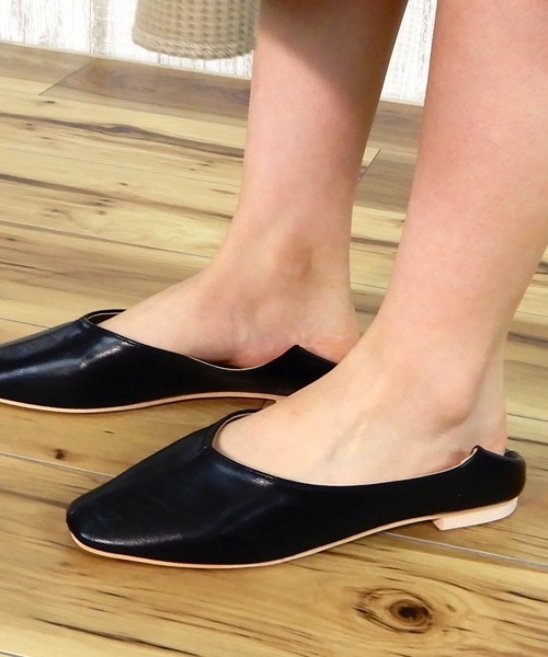 minia（ミニア）の「スクエアトゥ 2WAY バブーシュ/フラットシューズ　□（パンプス・レディース・ホワイト/ブラック系その他/ブラウン系その他/パイソン/レッド/ブラック/ブラック系その他2/ベージュ系その他2/ベージュ・M/L/S/LL）」の12枚目の写真