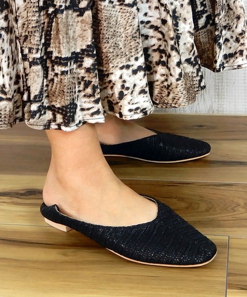 minia（ミニア）の「スクエアトゥ 2WAY バブーシュ/フラットシューズ　□（パンプス・レディース・ホワイト/ブラック系その他/ブラウン系その他/パイソン/レッド/ブラック/ブラック系その他2/ベージュ系その他2/ベージュ・M/L/S/LL）」の15枚目の写真