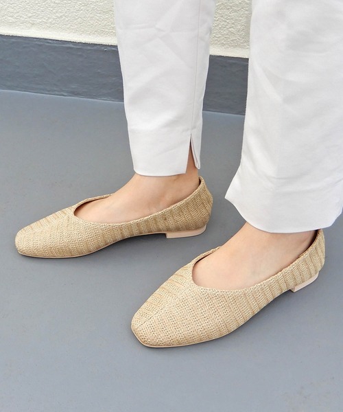 minia（ミニア）の「スクエアトゥ 2WAY バブーシュ/フラットシューズ　□（パンプス・レディース・ホワイト/ブラック系その他/ブラウン系その他/パイソン/レッド/ブラック/ブラック系その他2/ベージュ系その他2/ベージュ・M/L/S/LL）」の17枚目の写真