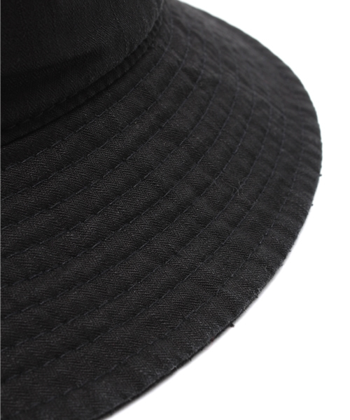 green label relaxing（グリーンレーベルリラクシング）の「MINI H/B BUCKET ハット（ハット・メンズ・ブラック/ダークグレー/オリーブ/ネイビー・フリー）」の8枚目の写真