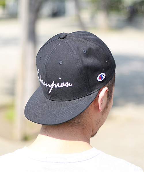 And A（アンドエー）の「ベースボールキャップ (Champion/チャンピオン)（キャップ・メンズ・ホワイト/ブラック/ネイビー・FREE）」の2枚目の写真