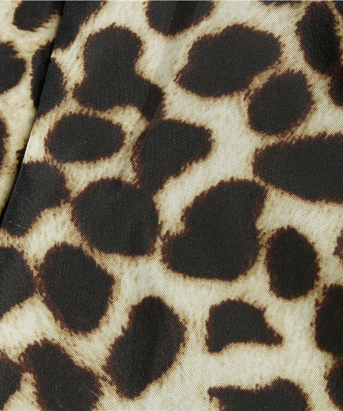 HYSTERIC MINI（ヒステリックミニ）の「HYSTERIC VIP LEOPARD GLAMOUR リバーシブル ジャンパー（ブルゾン・キッズ・ブラック/ピンク・100/120/110）」の4枚目の写真