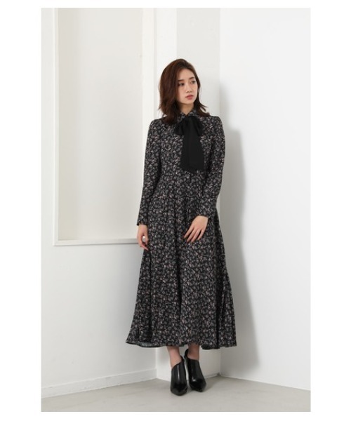 超爆安大特価セール スモールフラワーtiered ワンピース Rienda リエンダ のワンピース スモールフラワーtiered Maxiワンピース ワンピース Maxiワンピース 110ca133 1330 をセール価格で購入できます Rienda セール Rienda リエンダ のファッション