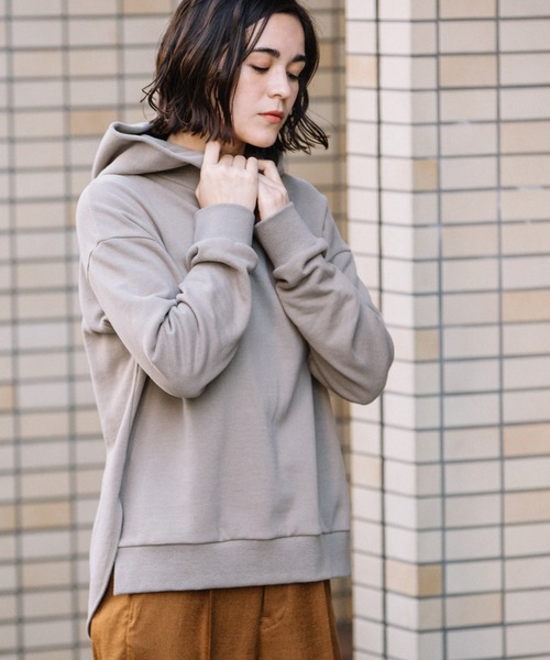 Munich(ミューニック)の「裏毛サイドスリットパーカー(パーカー・レディース・ダークベージュ/キナリ/ダークグレー/レモンイエロー・FREE)」の19枚目の写真