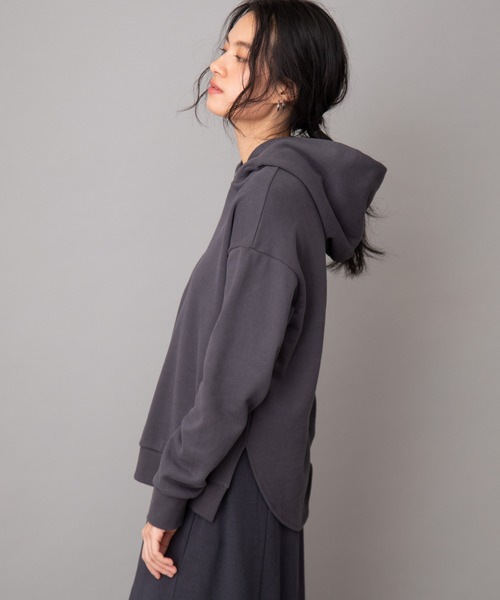 Munich(ミューニック)の「裏毛サイドスリットパーカー(パーカー・レディース・ダークベージュ/キナリ/ダークグレー/レモンイエロー・FREE)」の22枚目の写真