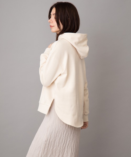 Munich(ミューニック)の「裏毛サイドスリットパーカー(パーカー・レディース・ダークベージュ/キナリ/ダークグレー/レモンイエロー・FREE)」の7枚目の写真