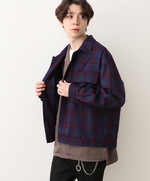 JUNRED(ジュンレッド)の「チェックWフラップブルゾン(ブルゾン・メンズ・ネイビー/パープル・S/M/L)」の2枚目の写真