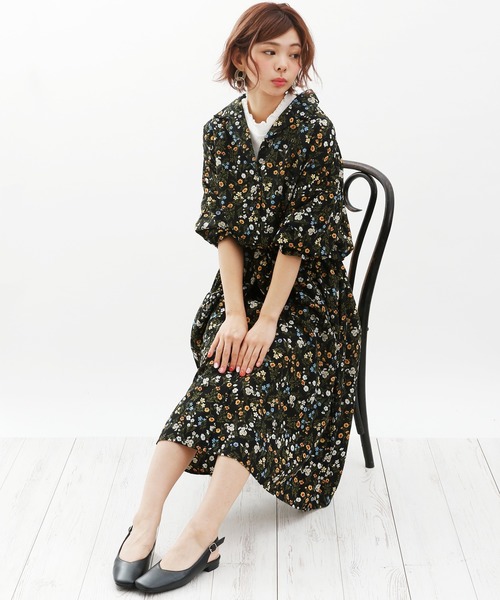 attagirl(アタガール)の「スクエアトゥ バックバンド ローヒール パンプス(パンプス・レディース・ホワイト/ブラック/シルバー・LL/S/M/L)」の9枚目の写真