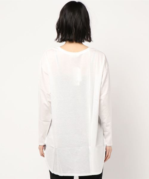 DouDou（ドゥドゥ）の「バックスリットT（Tシャツ/カットソー・レディース・ライトグレー/オフホワイト/ベビーピンク/ピンク/ライトベージュ・FREE）」の7枚目の写真