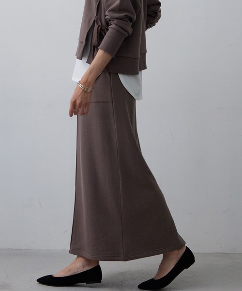 OMNES Another Edition（オムネス アナザーエディション）の「裏毛ロングタイトスカート ストレートスカート（スカート・レディース・ブラック/グレー系その他/モカ/パープル・FREE）」の19枚目の写真