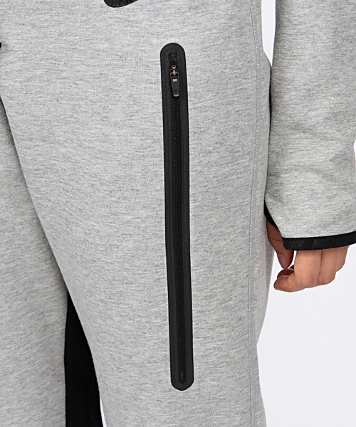 EN ROUTE（アンルート）の「NIKE TECH FLEECE PANT／パンツ（その他パンツ・レディース・ブラック/グレー・MEDIUM/LARGE/SMALL）」の6枚目の写真