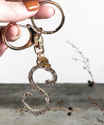 CARRY CHARM（キャリーチャーム）の「FT:CARRY CHARM キャリーチャーム / ラインストーンイニシャルキーリング（キーホルダー）」