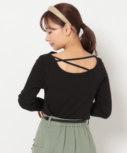 mysty woman(ミスティウーマン)の「バックシャンアシメネックプルオーバー 937638(Tシャツ/カットソー・レディース・ブラック/オフホワイト/カーキ・FREE)」の1枚目の写真