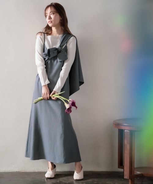 mysty woman(ミスティウーマン)の「バックシャンアシメネックプルオーバー 937638(Tシャツ/カットソー・レディース・ブラック/オフホワイト/カーキ・FREE)」の21枚目の写真