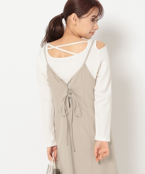 mysty woman(ミスティウーマン)の「バックシャンアシメネックプルオーバー 937638(Tシャツ/カットソー・レディース・ブラック/オフホワイト/カーキ・FREE)」の18枚目の写真