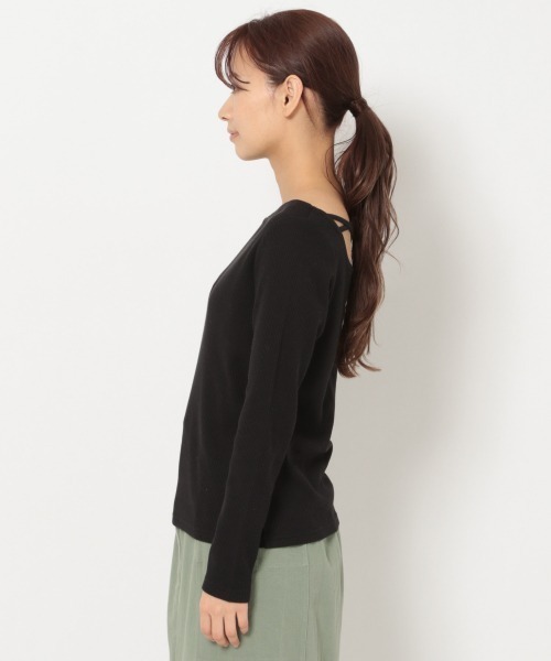 mysty woman(ミスティウーマン)の「バックシャンアシメネックプルオーバー 937638(Tシャツ/カットソー・レディース・ブラック/オフホワイト/カーキ・FREE)」の11枚目の写真