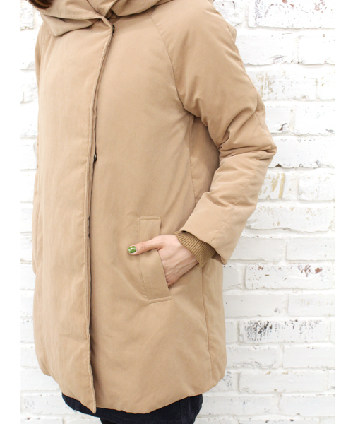 Kastane(カスタネ)の「【Kastane】ナイロンBIGフードコート(ダウンジャケット/コート・レディース・ブラック/グレー/キャメル・FREE)」の13枚目の写真