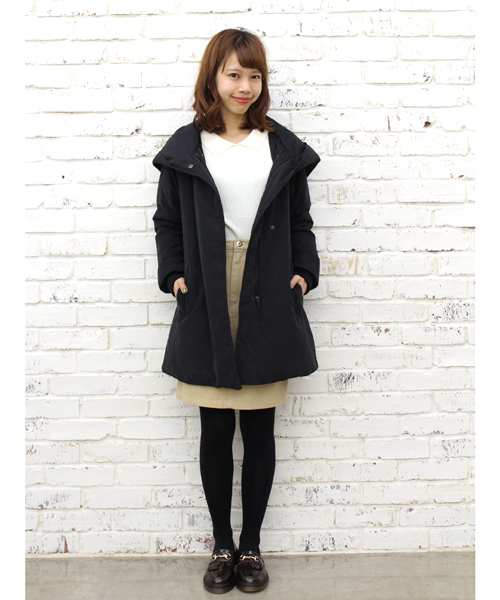 Kastane(カスタネ)の「【Kastane】ナイロンBIGフードコート(ダウンジャケット/コート・レディース・ブラック/グレー/キャメル・FREE)」の17枚目の写真