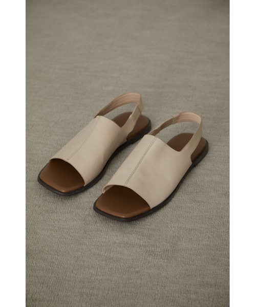 RIM.ARK（リムアーク）の「Square toe covered sandal（サンダル・レディース・ブラック/ライトベージュ・38/36/37）」の10枚目の写真