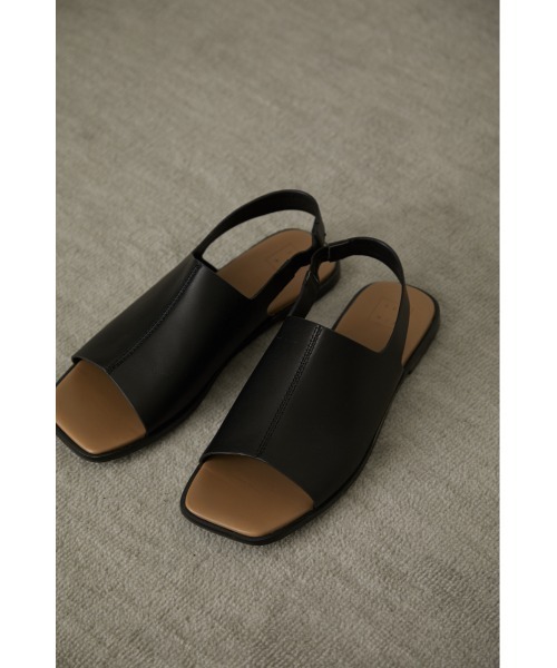 RIM.ARK（リムアーク）の「Square toe covered sandal（サンダル・レディース・ブラック/ライトベージュ・38/36/37）」の19枚目の写真