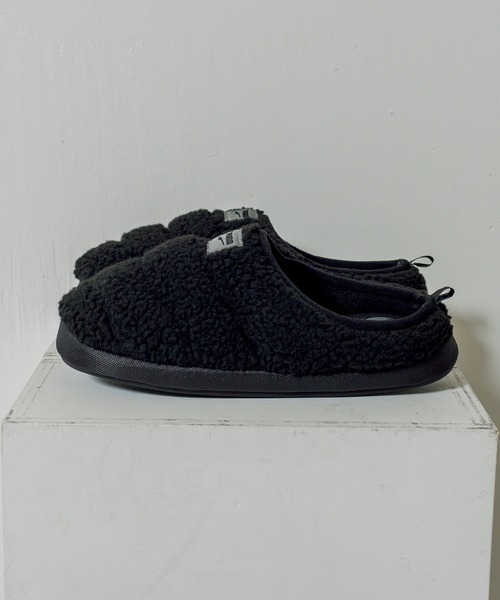 RASVOA（ラスボア）の「【PUMA／プーマ】Scuff Sherpa（サンダル・レディース・ブラック/オフホワイト・S/M/L）」の5枚目の写真