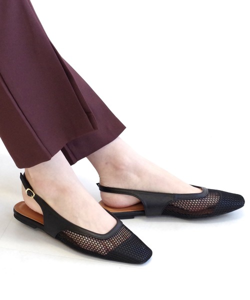 AmiAmi（アミアミ）の「スクエアトゥフィッシュネットミュール（パンプス・レディース・ホワイト/ブラック/ベージュ/ブラウン・LL/S/M/L）」の2枚目の写真