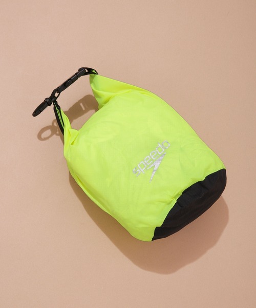 Speedo（スピード）の「speedo/ウオータープルーフ ロールトップ3Lポーチバッグ（エコバッグ/サブバッグ・レディース・ブラック/パープル/イエロー/カーキ・FREE）」の4枚目の写真
