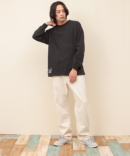 PEANUTS(ピーナッツ)の「スヌーピー ワンポイント刺繍ロングTシャツ(Tシャツ/カットソー・レディース・ブラック/オフホワイト・FREE)」の15枚目の写真