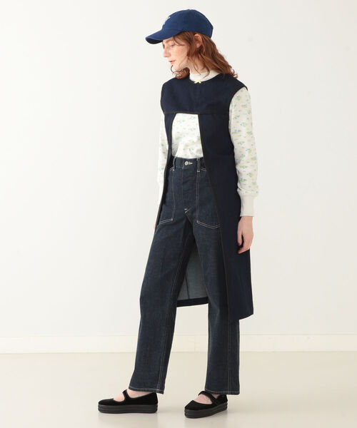 BEAMS BOY(ビームスボーイ)の「BEAMS BOY / バックトゥフロント エンブロイダリ ーエプロン(ワンピース・レディース・オリーブ/インディゴブルー・ONE SIZE)」の11枚目の写真