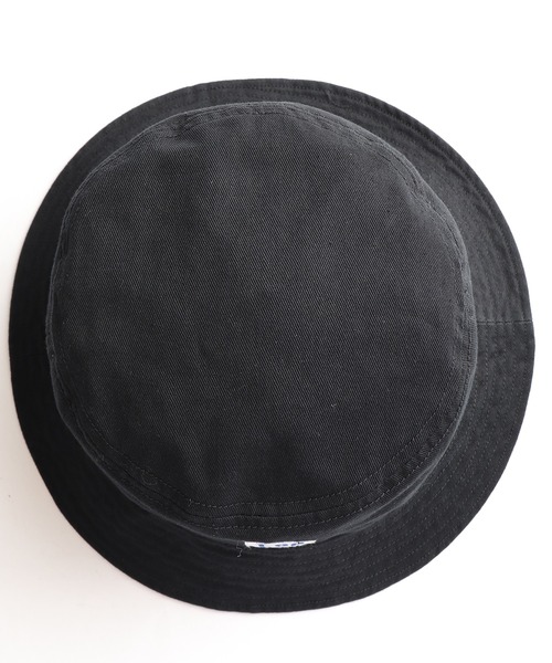 Lee（リー）の「Lee×PEANUTS BUCKET COTTON TWILL バケットハット（ハット・レディース・ベージュ/ブラック・FREE）」の7枚目の写真