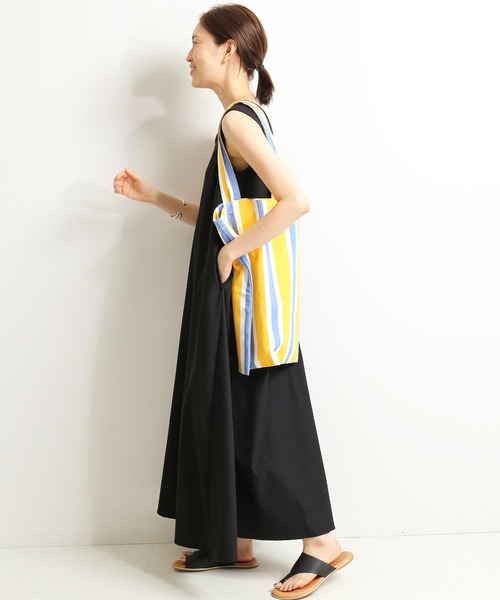 SLOBE IENA(スローブイエナ)の「ドライカットノースリーブフレアワンピース【手洗い可能】◆(ワンピース・レディース・ブラック/ブルー・FREE)」の16枚目の写真