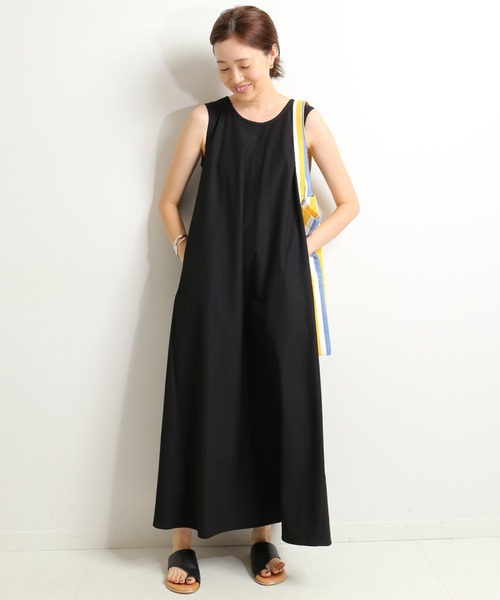 SLOBE IENA(スローブイエナ)の「ドライカットノースリーブフレアワンピース【手洗い可能】◆(ワンピース・レディース・ブラック/ブルー・FREE)」の12枚目の写真