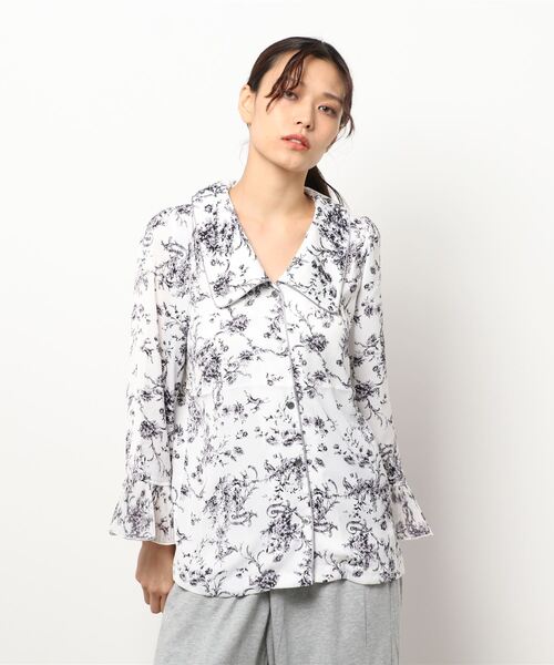 SNIDEL HOME(スナイデルホーム)の「プリーツドッキングトップス(ルームウェア/パジャマ・レディース・ブラック/モカ/ライトベージュ・FREE)」の7枚目の写真